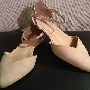 Forever 21 Womens flat shoes